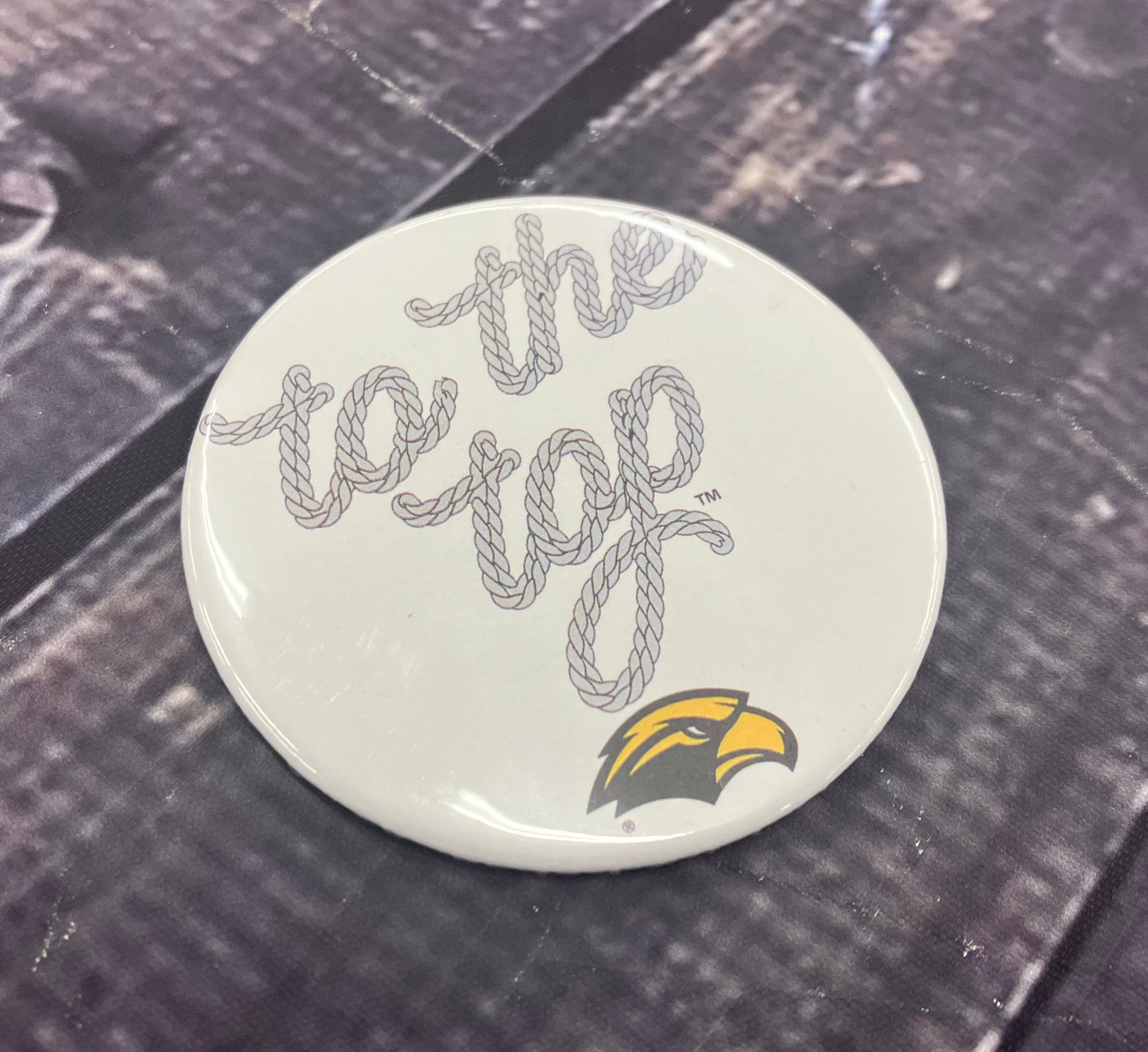 Button Howdy TTT Rope Font with Eagle Head