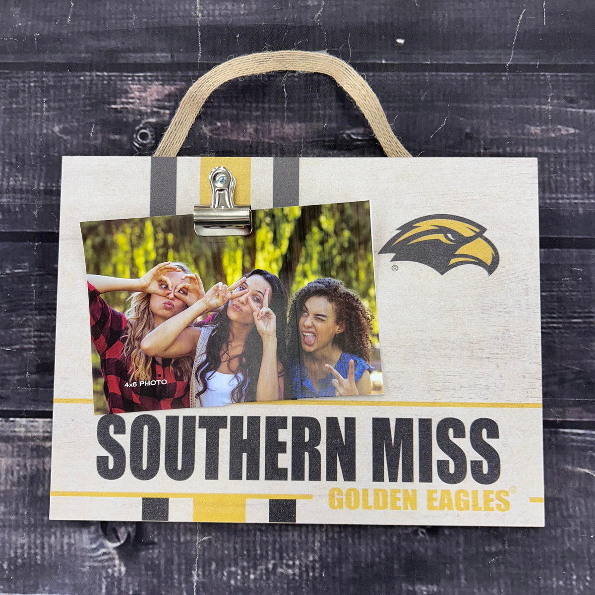Home Frame Clip It Stripes Eagle Head Southern Miss Golden Eagles