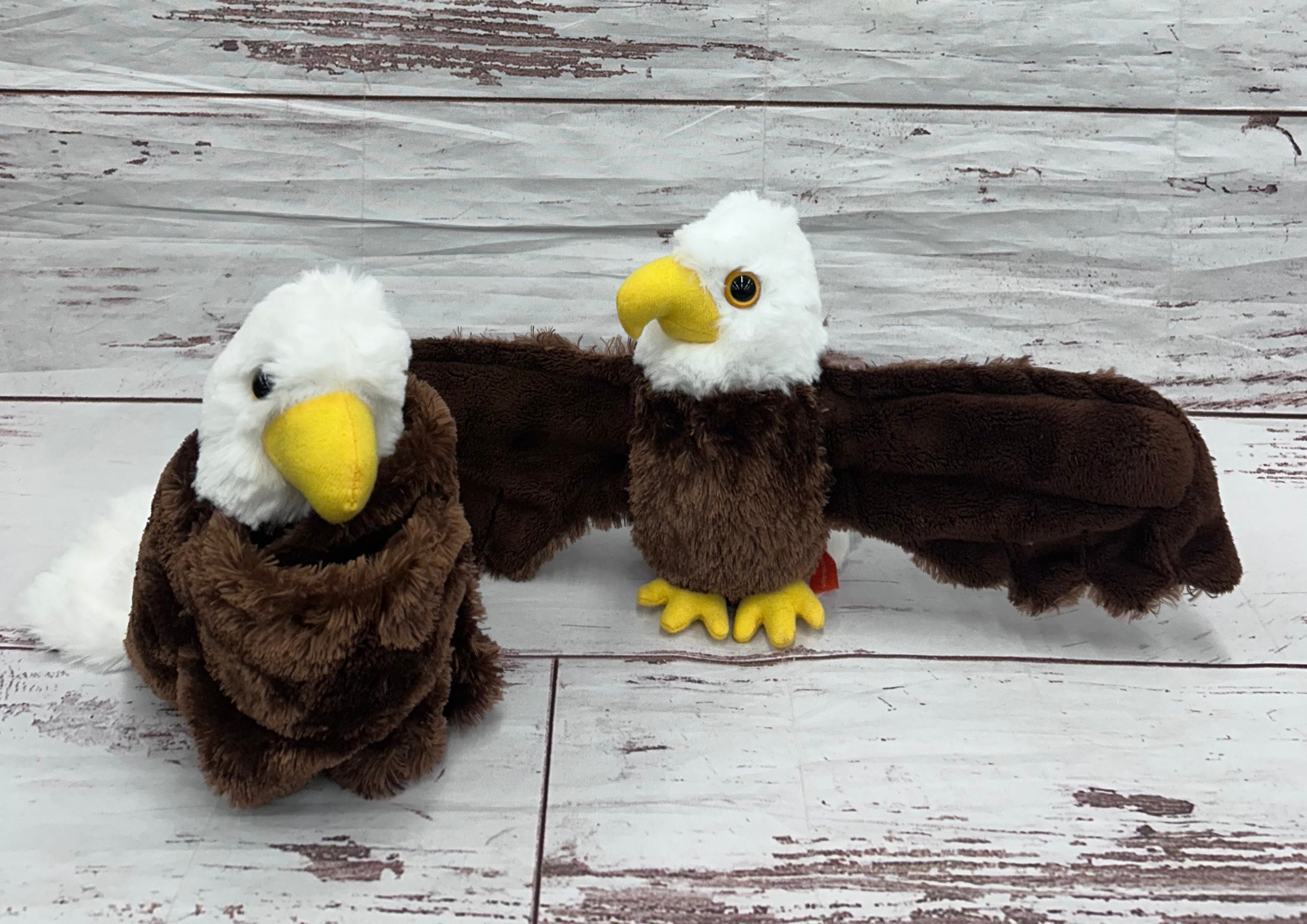 Toy Eagle Huggers Snap Bracelet