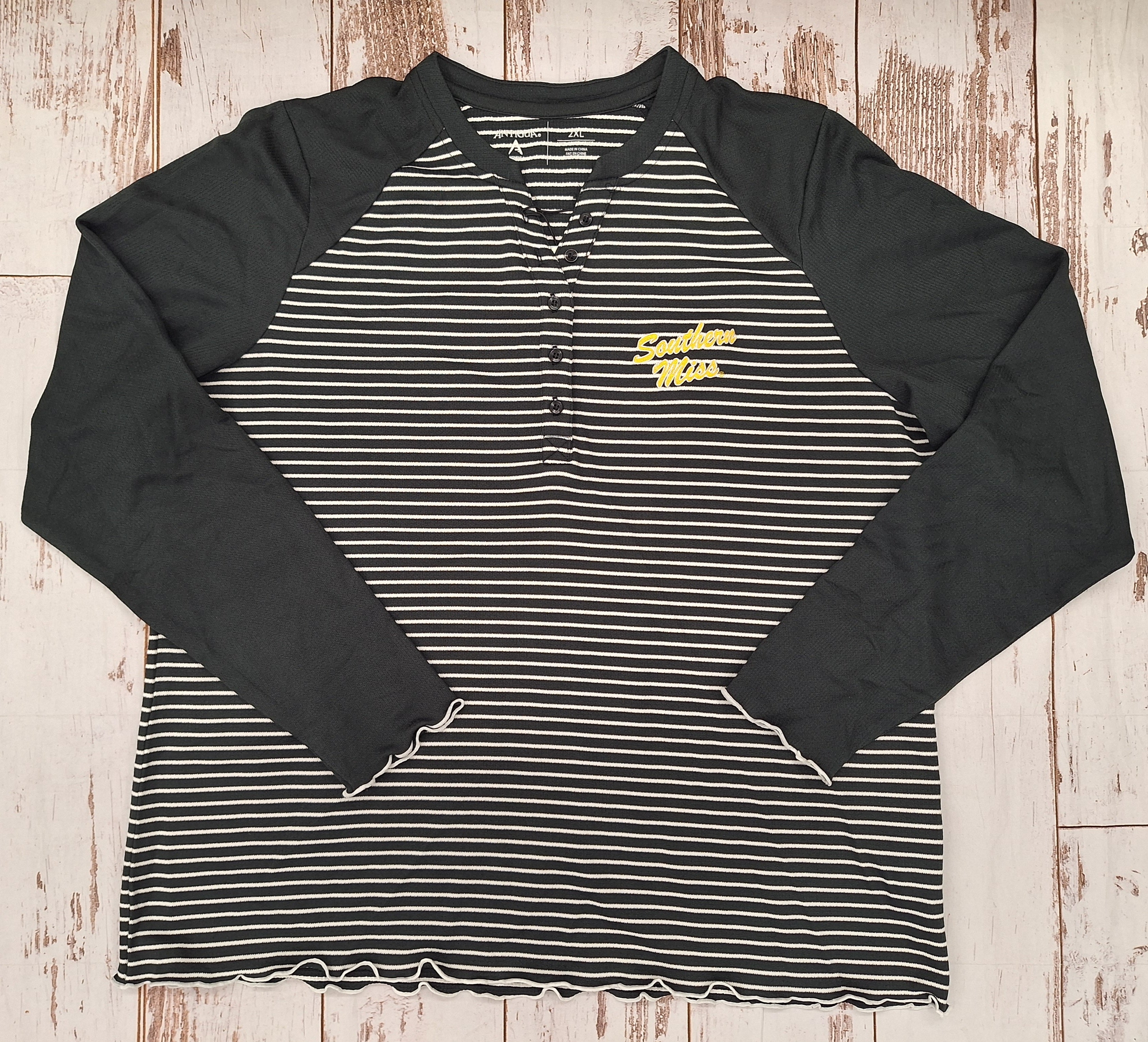 T-Shirt Long Sleeve Maverick Left Chest Southern Miss Script
