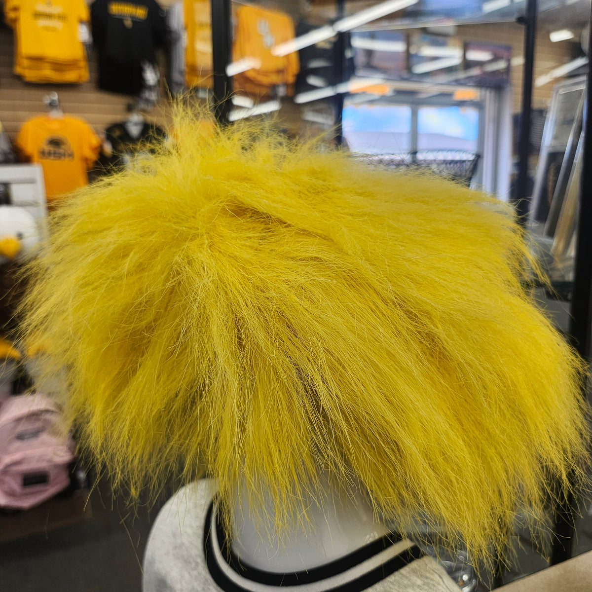 Toy Wig Gold